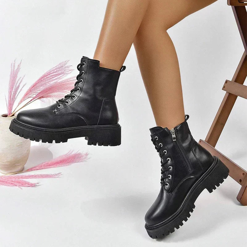CHICPLUSH | Bottines lacées douillettes pour femme