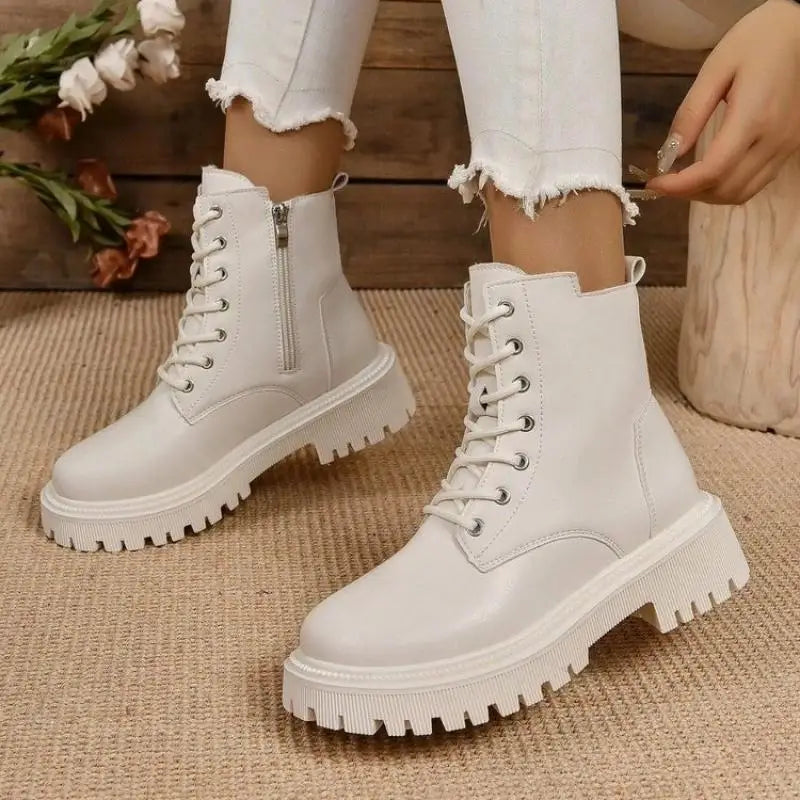 CHICPLUSH | Bottines lacées douillettes pour femme