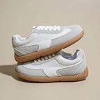 Sarah - shoes with a wide toe cap