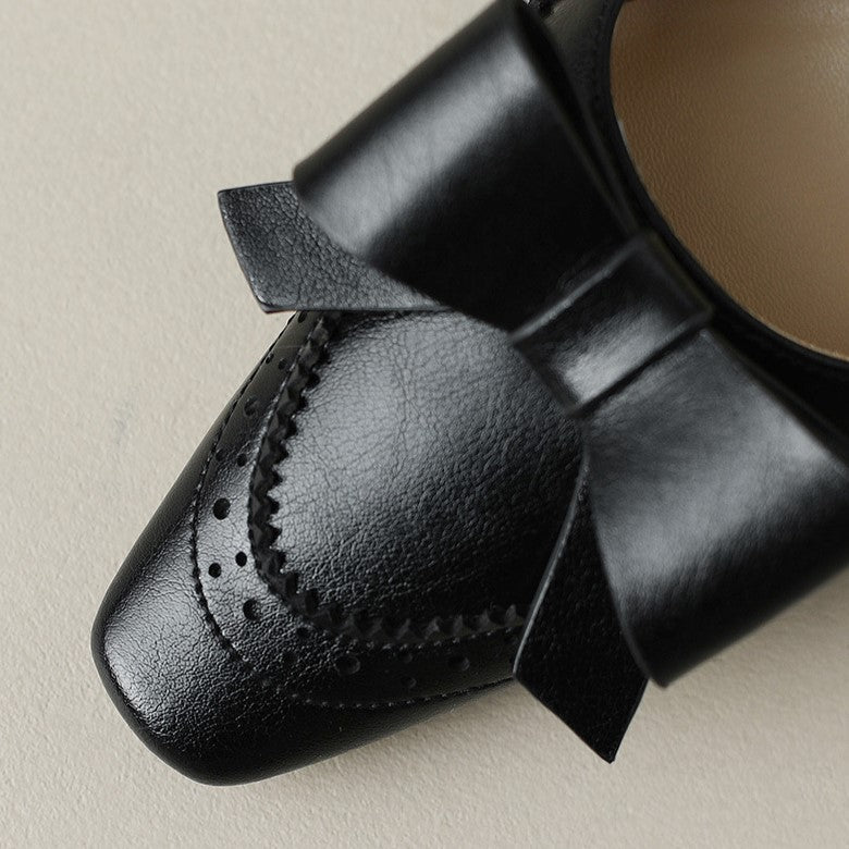 Célora Leather Ribbon Pumps